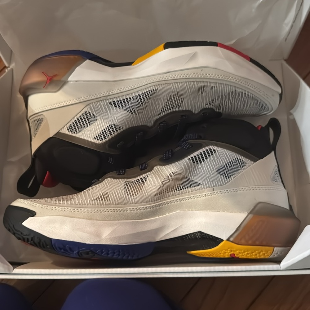 Jordan Kids' Black, White, and Purple Sneakers - Picture 5 of 7